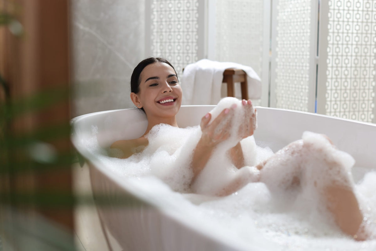Relaxed bubble bath from Felce Azzurra